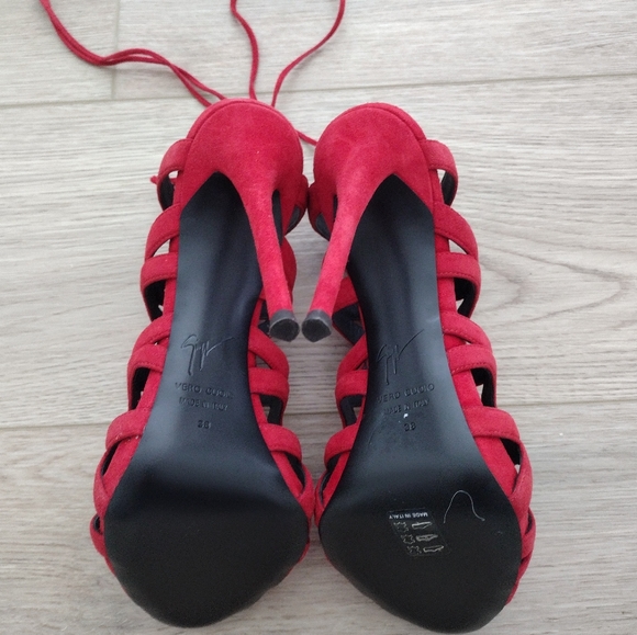 NEW Giuseppe Zanotti Caged Lace Up Red Suede Heels Size 38 - Picture 6 of 8